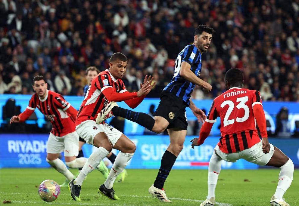 最新爱游戏手游关于意大利杯窗口期走向成谜；国际米兰刷新队史纪录；气氛紧张；训练强度明显提升的信息