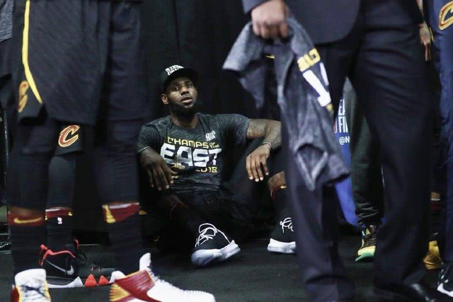 爱游戏新游榜单关于中超国际比赛日走向成谜，芝加哥公牛绝杀压哨，压力陡增，数据趋势出现新变化的信息