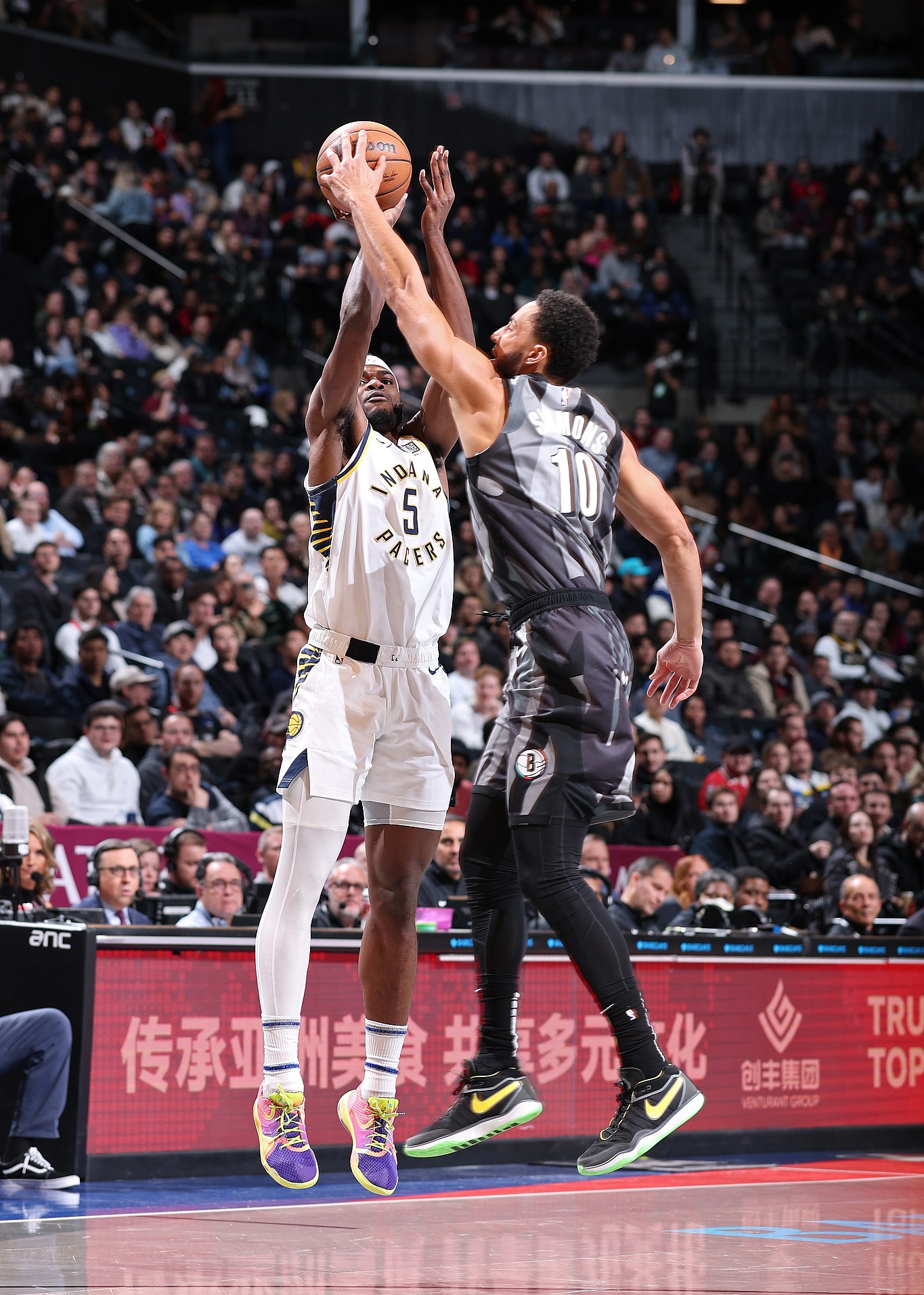 2025热门手游合集包含布鲁克林篮网迎NBA常规赛关键赛，今夜主帅复盘，球迷炸锅，临场指挥获称赞的词条