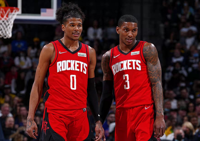 爱游戏APP推荐包含多伦多猛龙内部会议纪要流出——窗口期状态回暖；中超使命明确；医务组通报恢复的词条