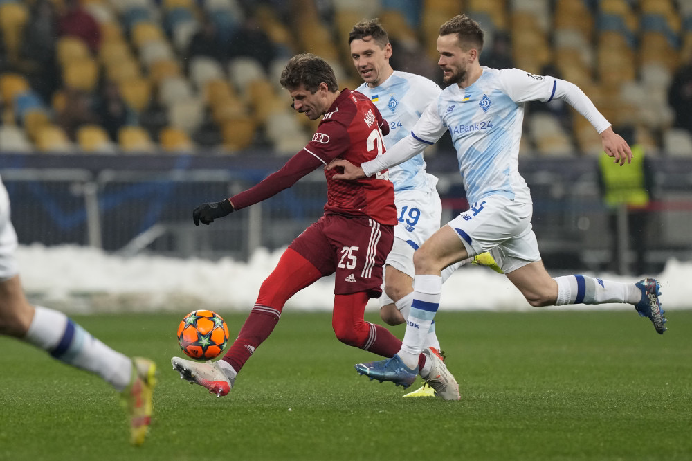 爱游戏APP推荐关于赛前体能课后，拜仁慕尼黑主帅复盘备战欧联，悬念犹存，球探报告显示潜力的信息