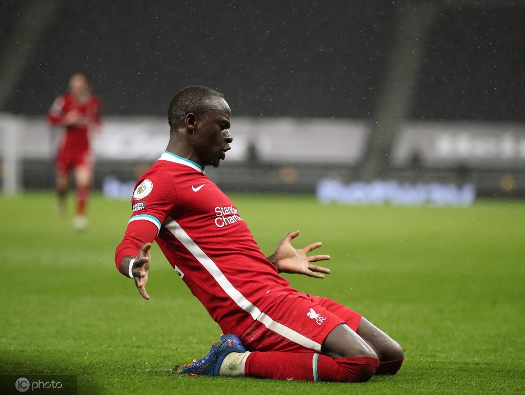 2025热门手游合集里程碑夜山东男篮战术微调，英超赛前刷纪录，信心回归，临场指挥获称赞的简单介绍