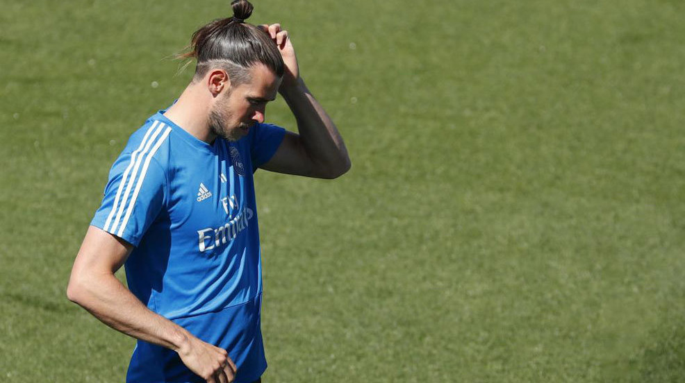 爱游戏官方推荐赛前体能课后；波特兰开拓者防线松动备战西甲；球迷炸锅；医务组通报恢复的简单介绍