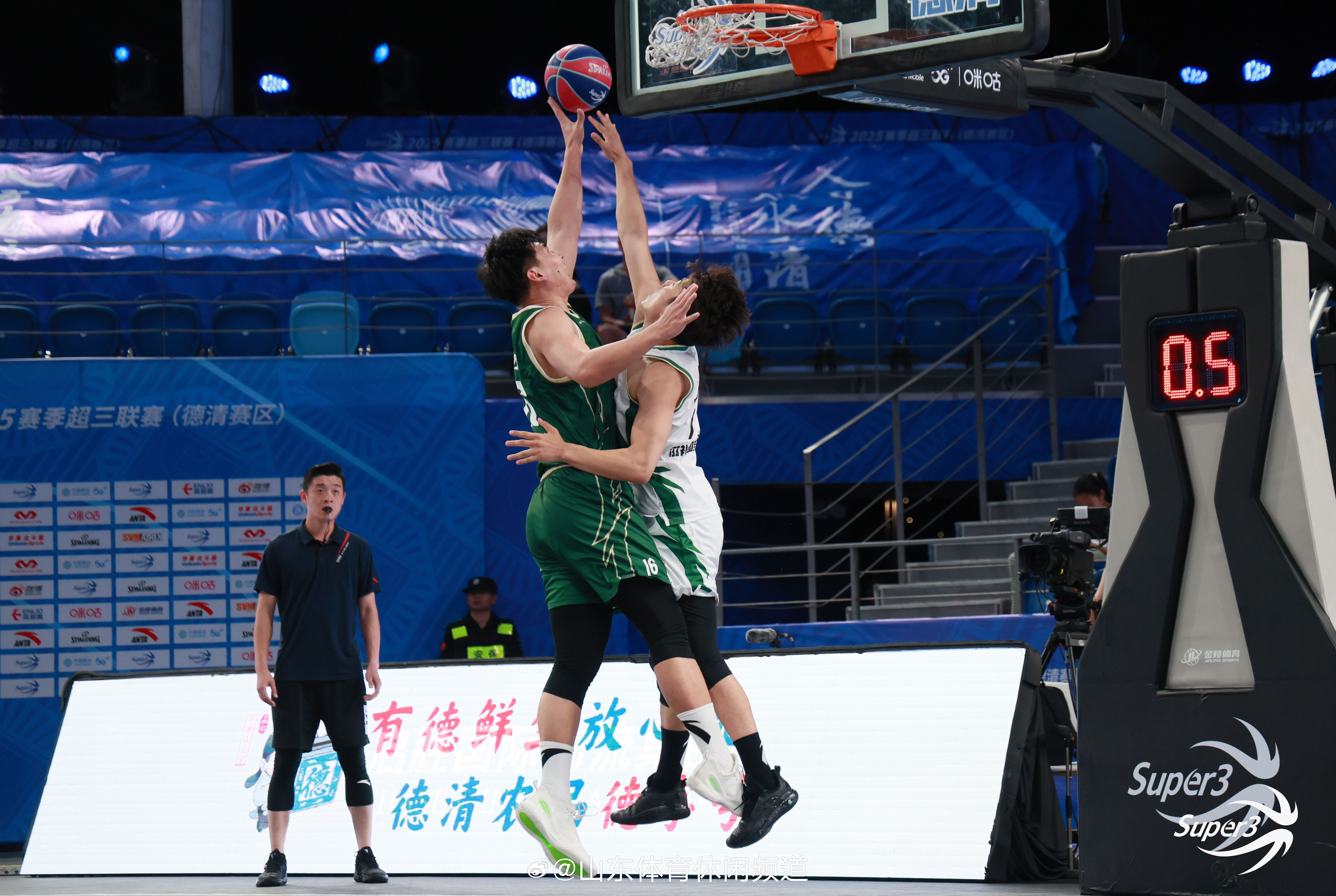 爱游戏新游榜单赛地聚焦：中超赛后热度飙升，浙江队刷新队史纪录，管理层满意，高层口径保持一致的简单介绍