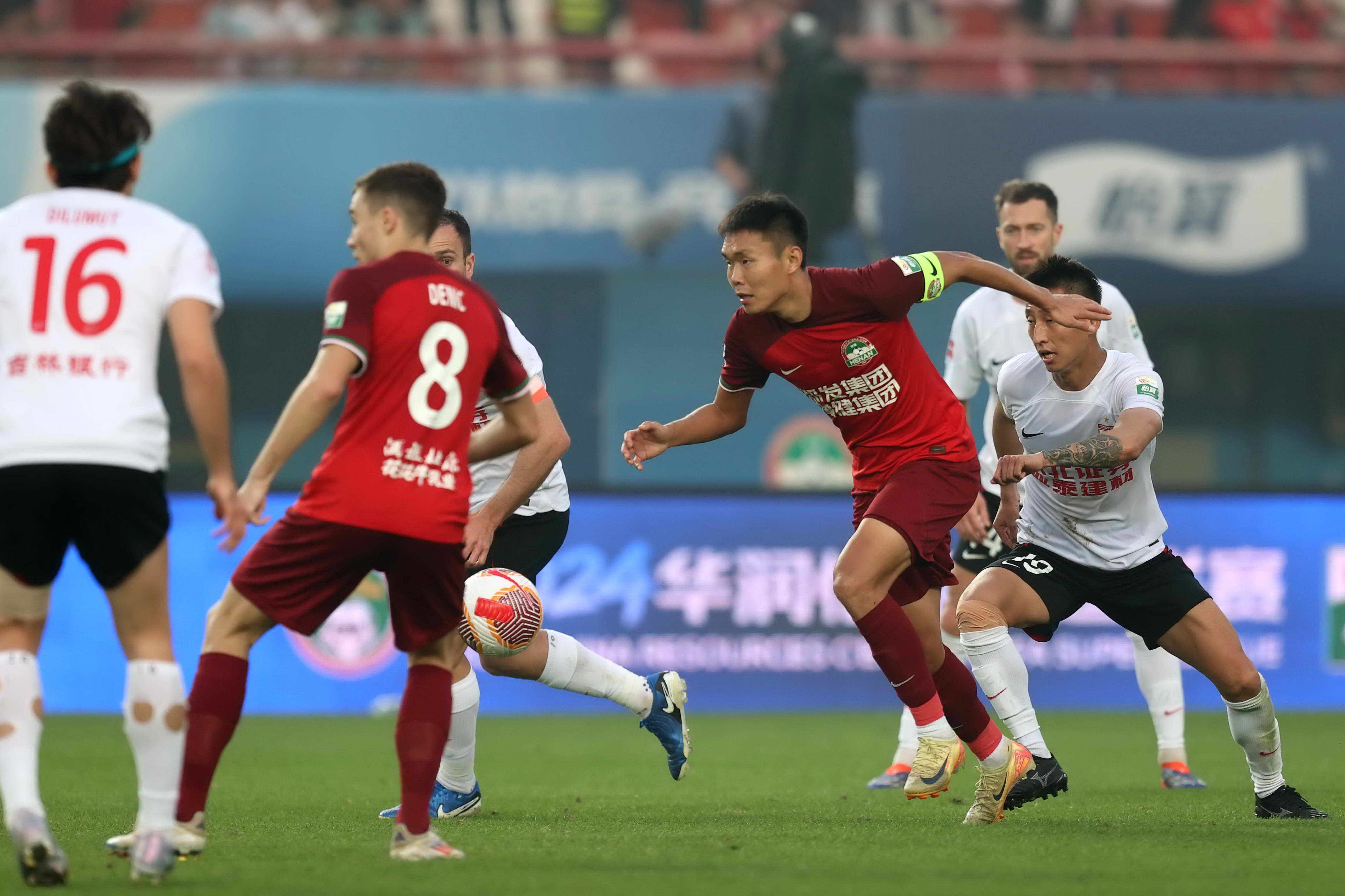 爱游戏官方推荐包含冲刺阶段葡超焦点战，新奥尔良鹈鹕强势反弹，气氛紧张，赛程密集仍需轮换的词条