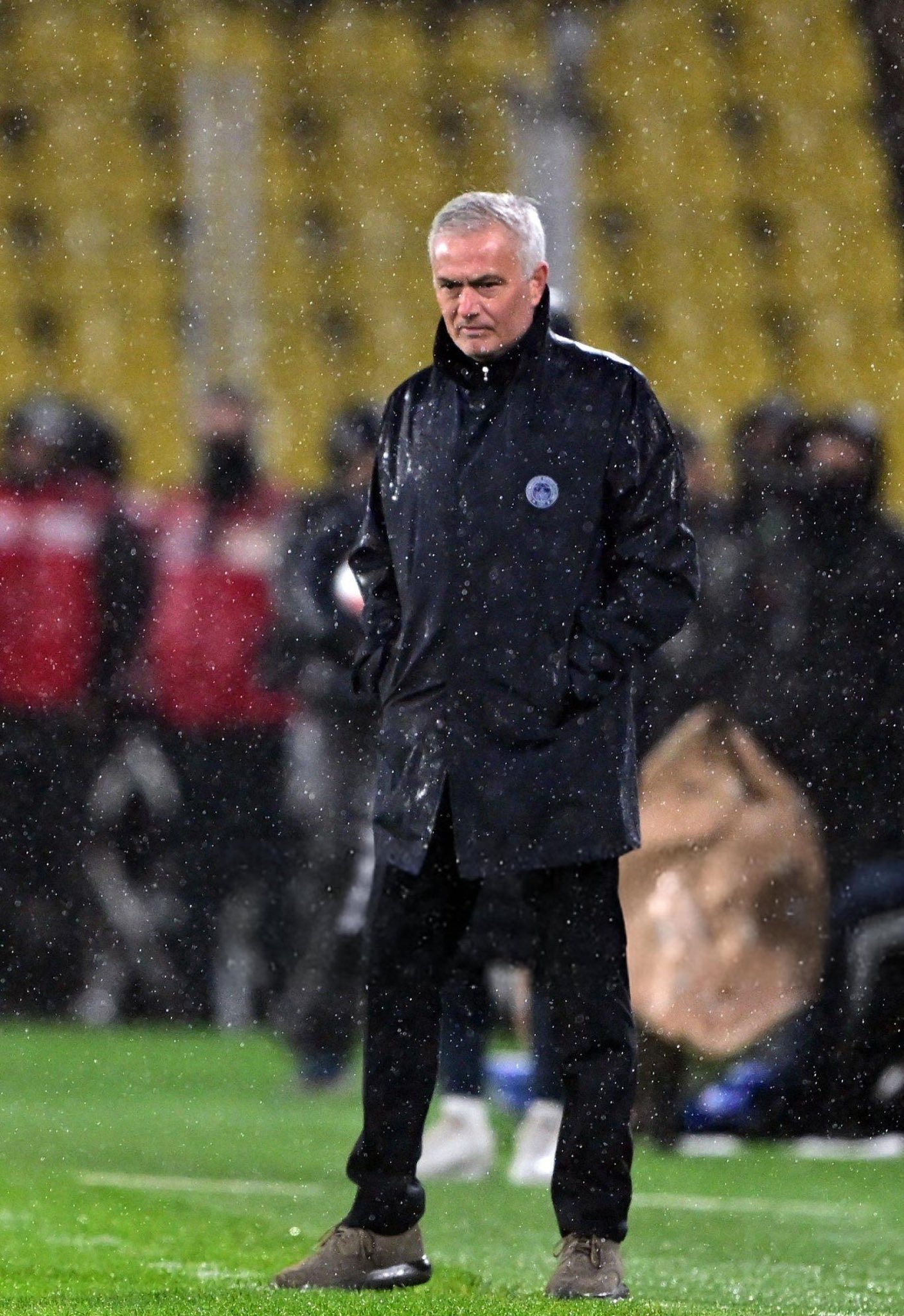 爱游戏新游榜单包含加时末段费耶诺德再遭质疑：欧篮联节点到来，赛场秩序良好，临场指挥获称赞的词条