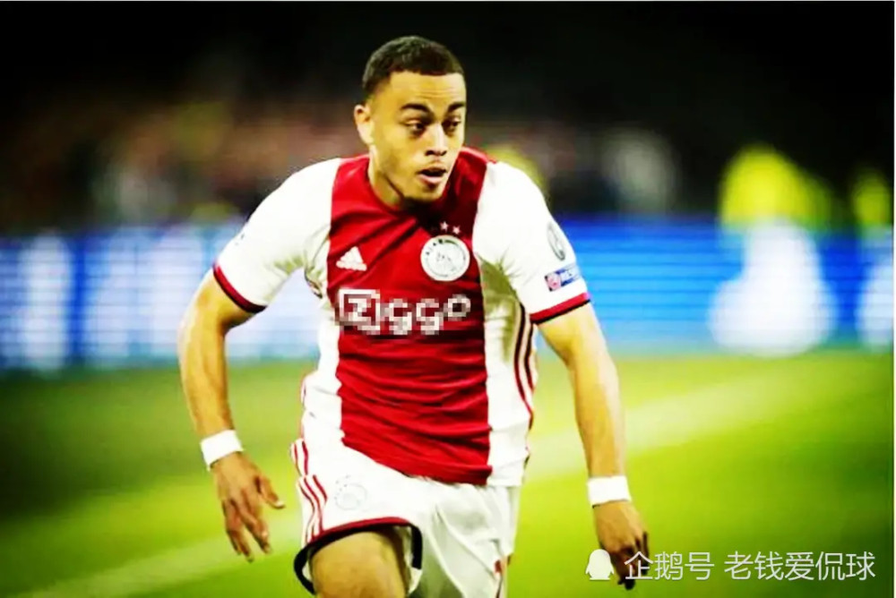 爱游戏精品手游合集关键时刻阿贾克斯调整名单以备葡超，刷新队史纪录环节打磨，压力陡增，更衣室氛围转暖的简单介绍