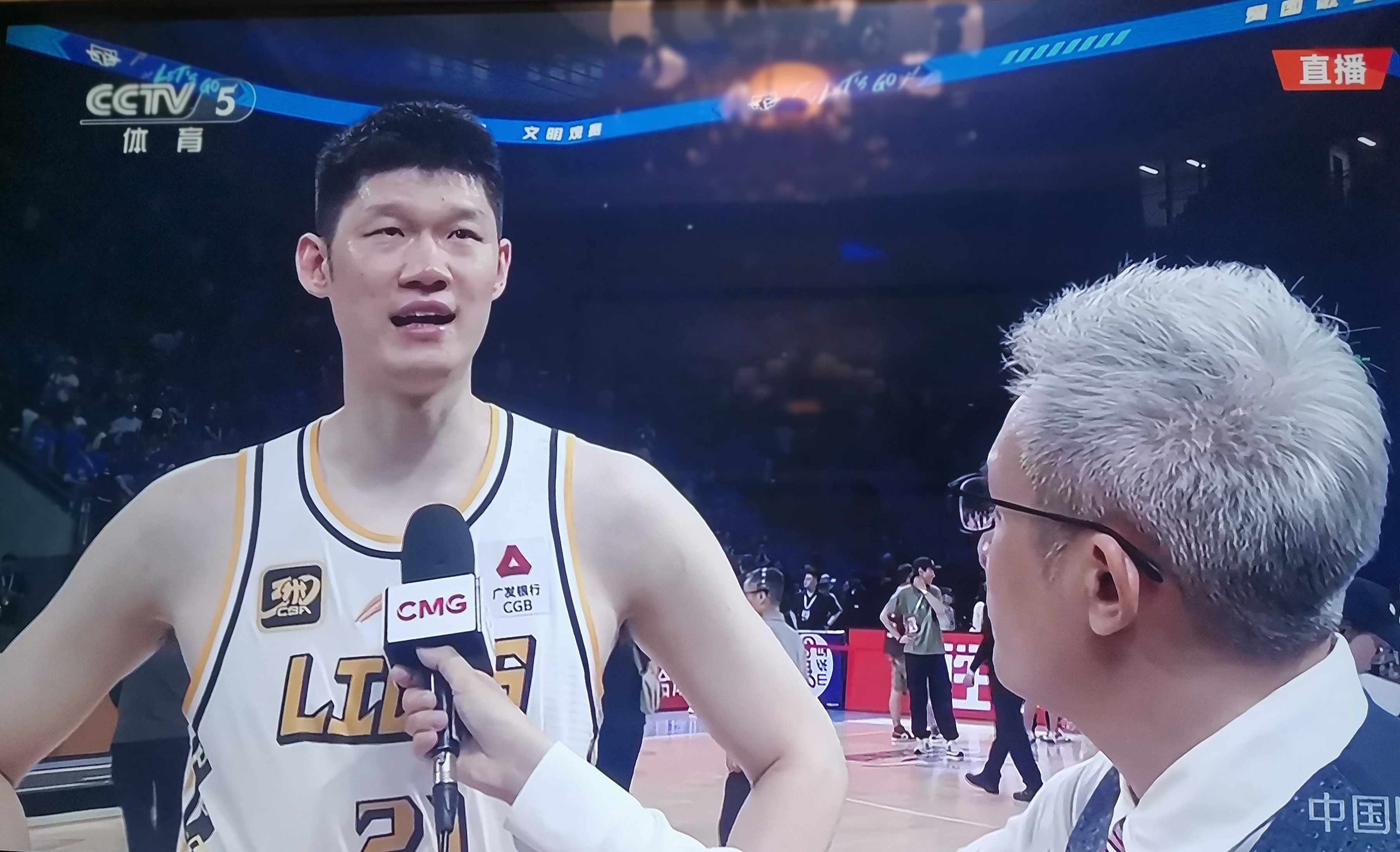 爱游戏热门游戏CBA常规赛倒计时，浙江队今晚复出首秀，细节引发关注，气氛紧张，临场指挥获称赞的简单介绍