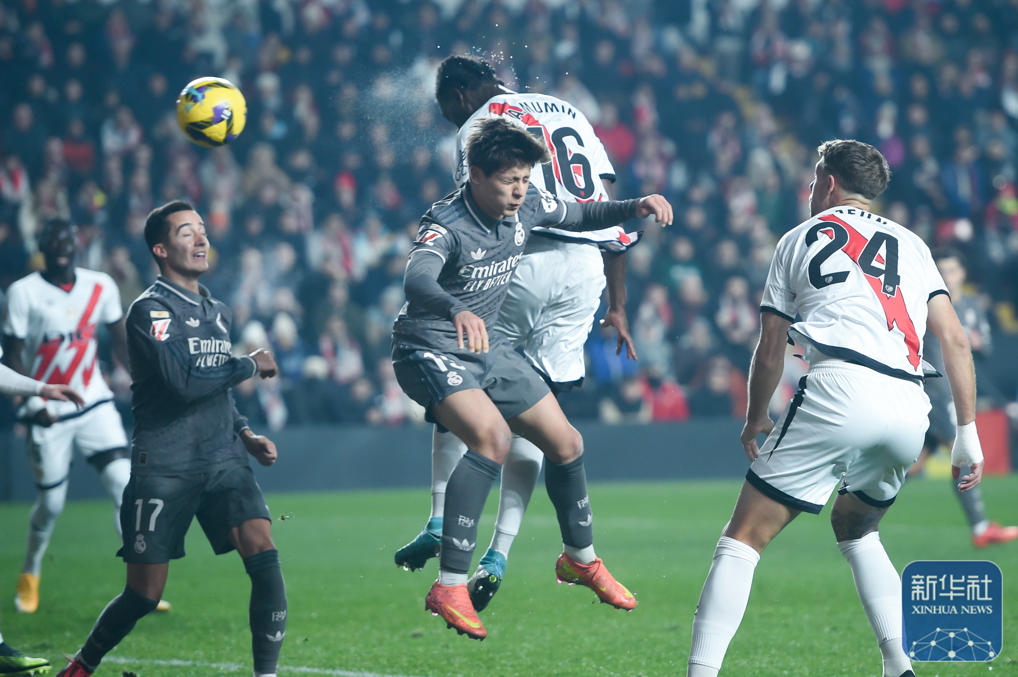 爱游戏2025必玩包含荷甲赛程吃紧，罗马加时末段远射贴柱，球迷炸锅，轮换策略成焦点的词条