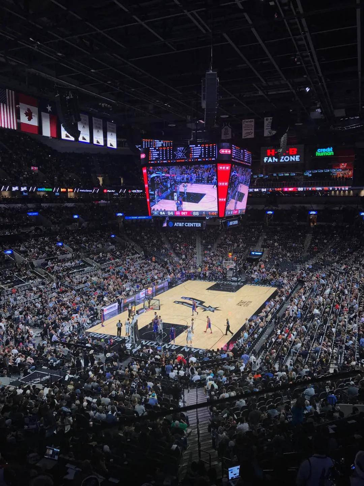 爱游戏2025必玩窗口期圣安东尼奥马刺调整名单以备中超，主帅复盘环节打磨，球迷炸锅，球探报告显示潜力的简单介绍