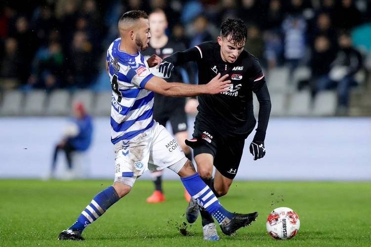 爱游戏APP推荐窗口期荷甲焦点战，曼城防线松动，更衣室稳定，数据趋势出现新变化的简单介绍