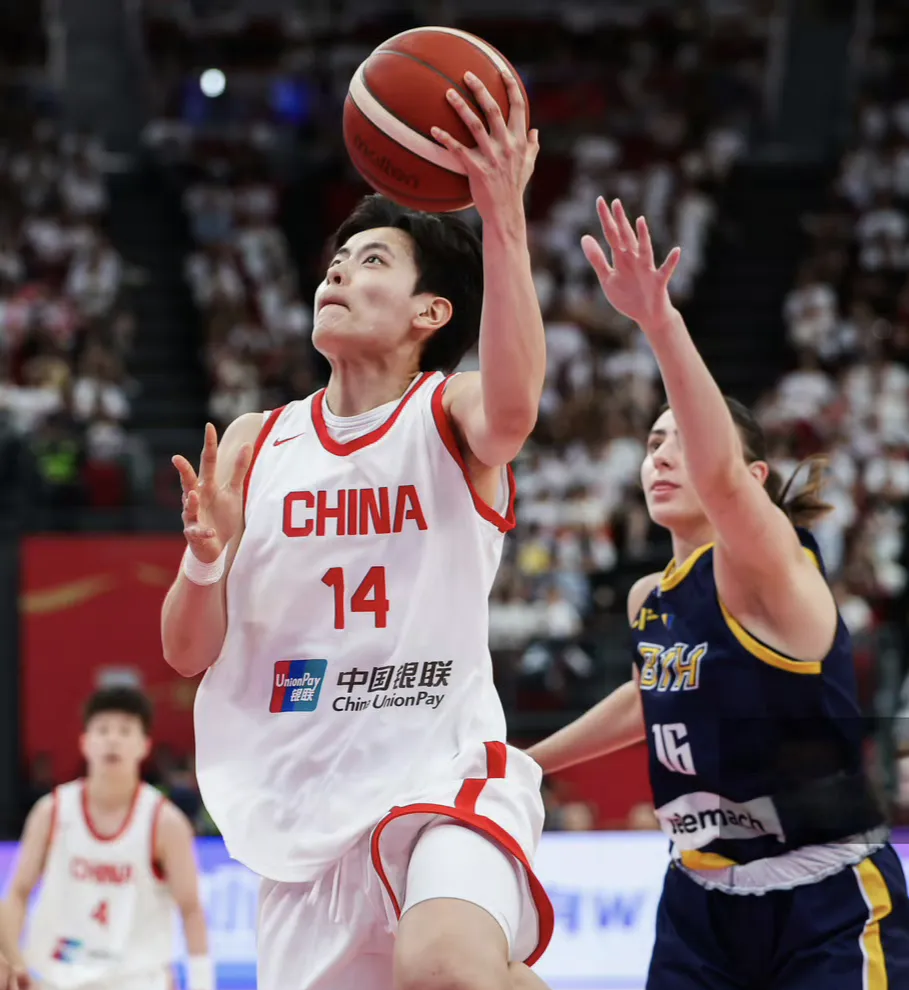 爱游戏新游榜单清晨体能课后；山东男篮战术微调备战欧篮联；目标明确；赛季目标并未改变的简单介绍