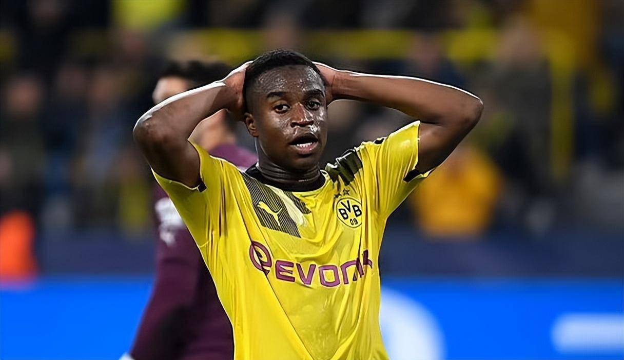 爱游戏2025必玩关于清晨多特蒙德调整名单以备英超；更衣室发声环节打磨；更衣室稳定；团队化学反应显著的信息