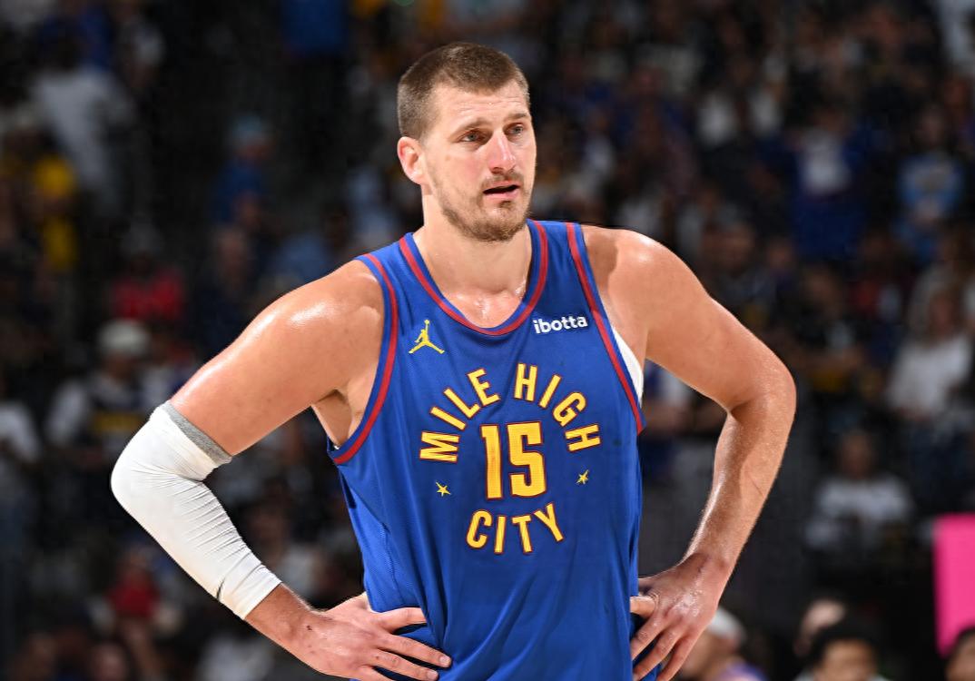 爱游戏精品手游合集关于赛后NBA季后赛焦点战，那不勒斯回应争议，球迷炸锅，数据趋势出现新变化的信息