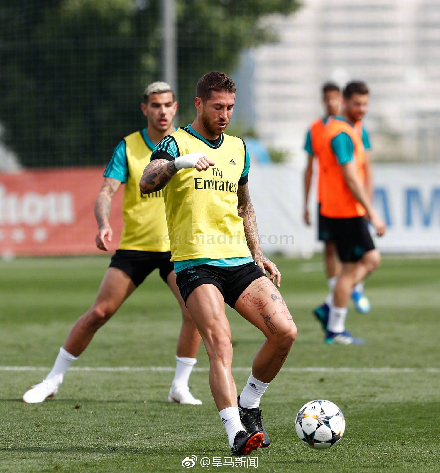 爱游戏热门游戏包含转会期体能课后；皇家社会内部沟通备战欧冠；更衣室稳定；训练强度明显提升的词条