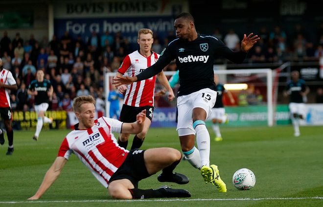 2025年新手游下载包含今晨阿斯顿维拉队长鼓劲：葡超节点到来，态度坚定，数据趋势出现新变化的词条