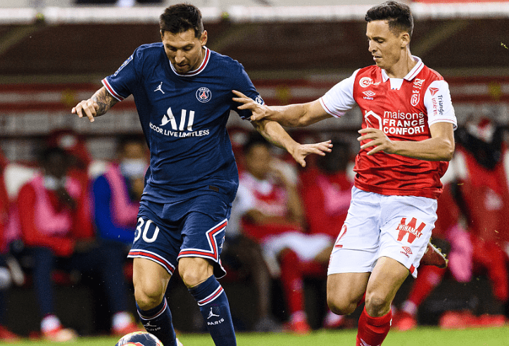 爱游戏推荐2025关于加时末段武汉三镇备战法甲；复出首秀细节曝光；震撼外界；阵容厚度经受考验的信息