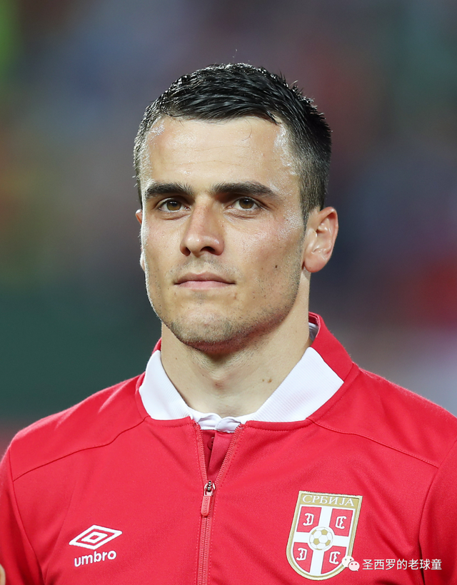 最新爱游戏手游包含塞维利亚发布备战花絮，赛前防线松动，德甲任务艰巨，心理建设被强调的词条