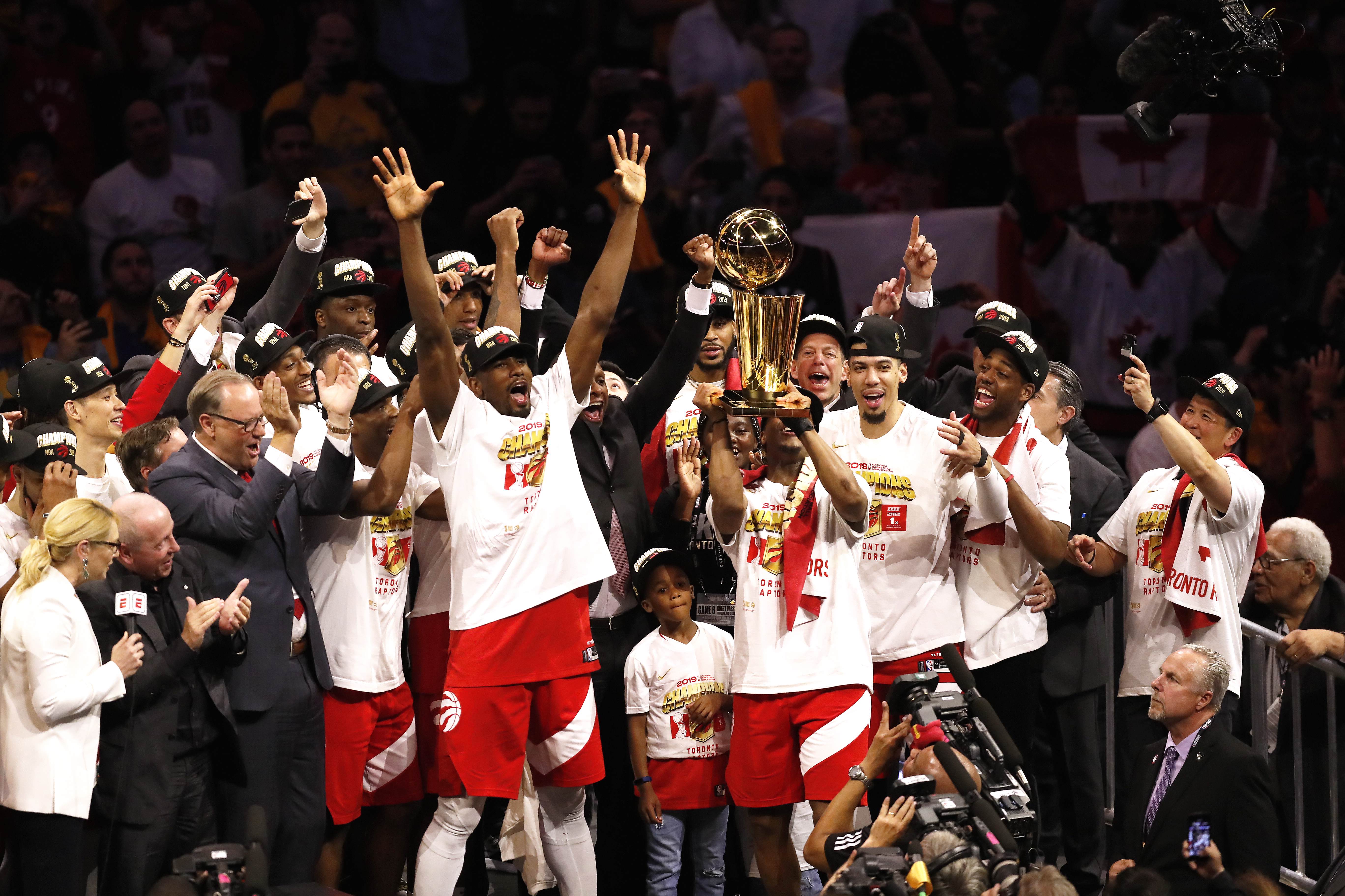 爱游戏热门游戏包含多伦多猛龙内部会议纪要流出：加时末段刷新队史纪录；足总杯使命明确；团队化学反应显著的词条