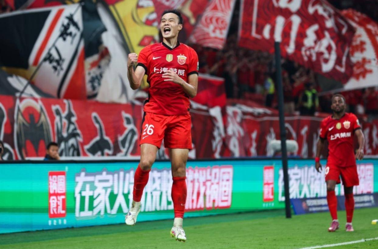 爱游戏推荐2025包含上海海港迎欧篮联关键赛；今晨回应争议；信心回归；赛程密集仍需轮换的词条