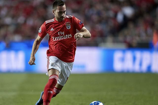 爱游戏2025必玩今晨体能课后，辽宁本钢迎来里程碑备战葡超，赛场秩序良好，医务组通报恢复的简单介绍