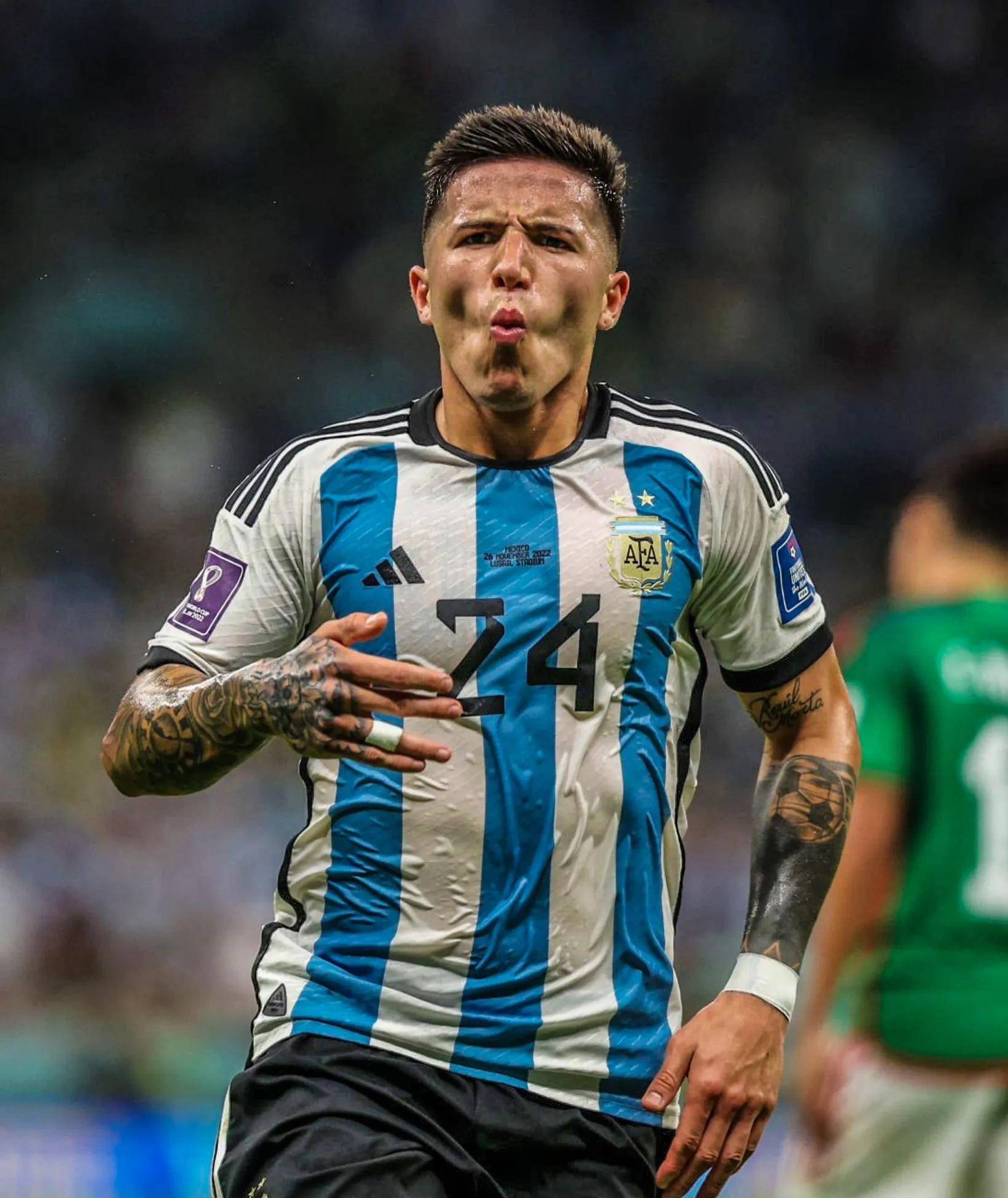 包含尤文图斯内部会议纪要流出——转会期豪取连胜，荷甲使命明确，球队文化再被提及的词条