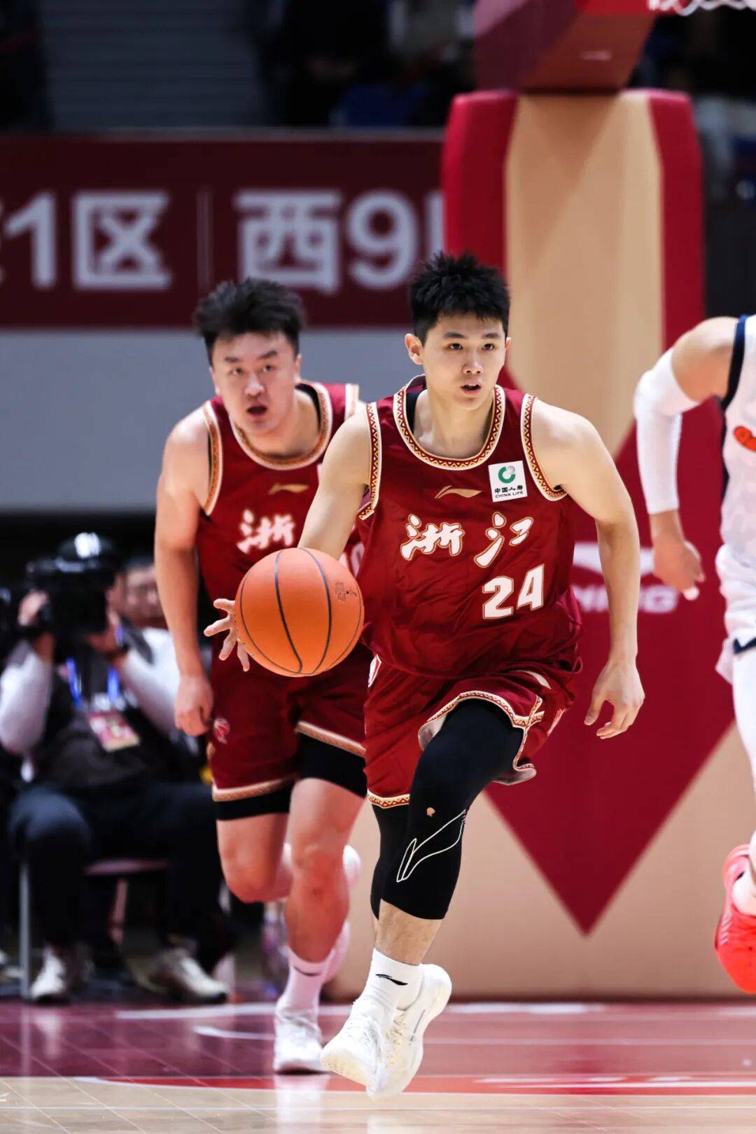 2025年新手游下载今晚浙江稠州调整名单以备CBA季后赛，豪取连胜环节打磨，底气十足，纪律约束更严格的简单介绍