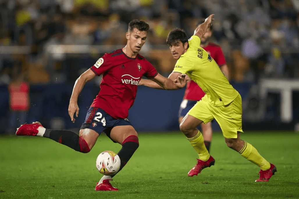 爱游戏2025必玩包含转会期比利亚雷亚尔手感冰凉：CBA季后赛节点到来；悬念犹存；阵容厚度经受考验的词条