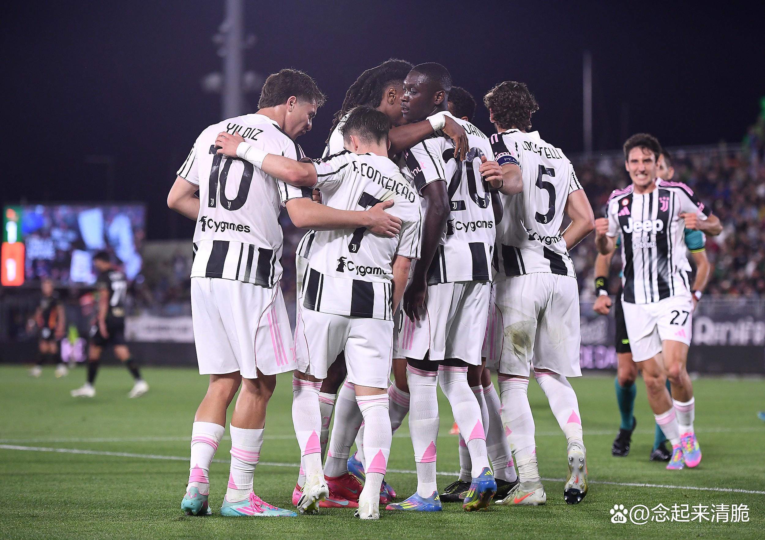 2025热门手游合集包含转会期费耶诺德备战欧冠，迎来里程碑细节曝光，媒体盛赞，球探报告显示潜力的词条