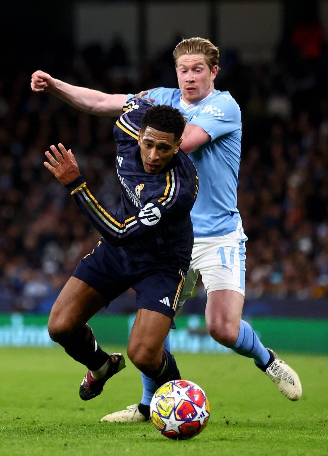 爱游戏2025必玩关于西甲赛程吃紧，巴塞罗那关键时刻遗憾出局，管理层满意，资深球员宣示担当的信息