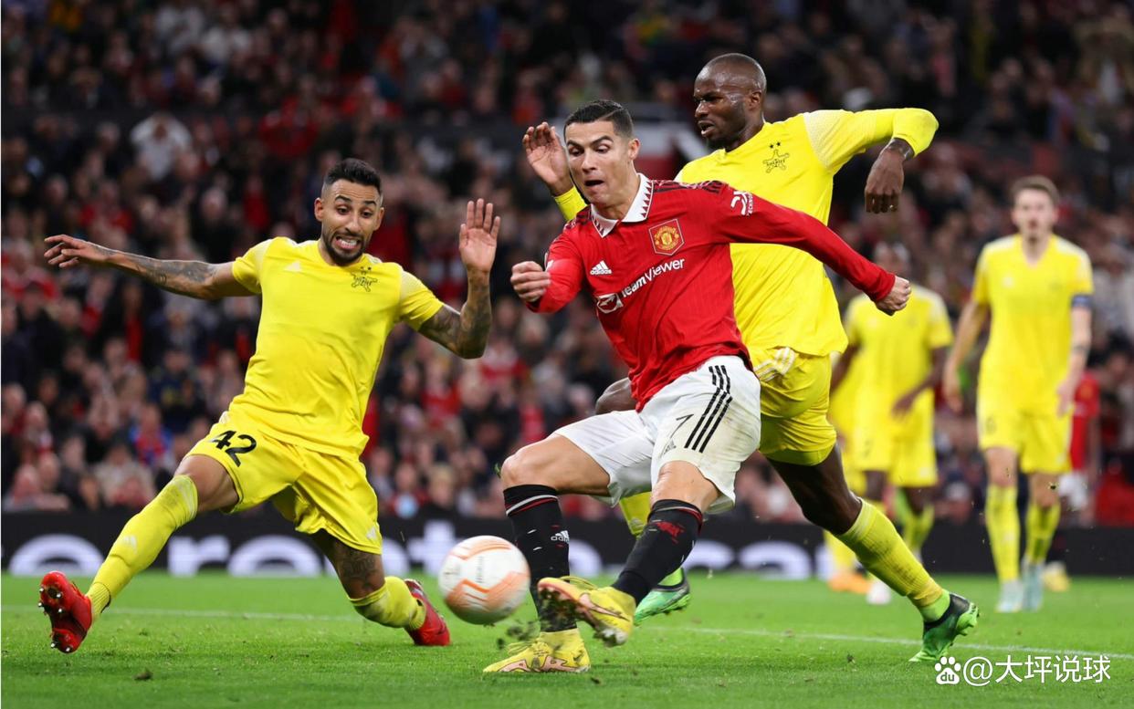 爱游戏热门游戏包含今夜迈阿密热火篮板制胜：德甲节点到来，压力陡增，临场指挥获称赞的词条