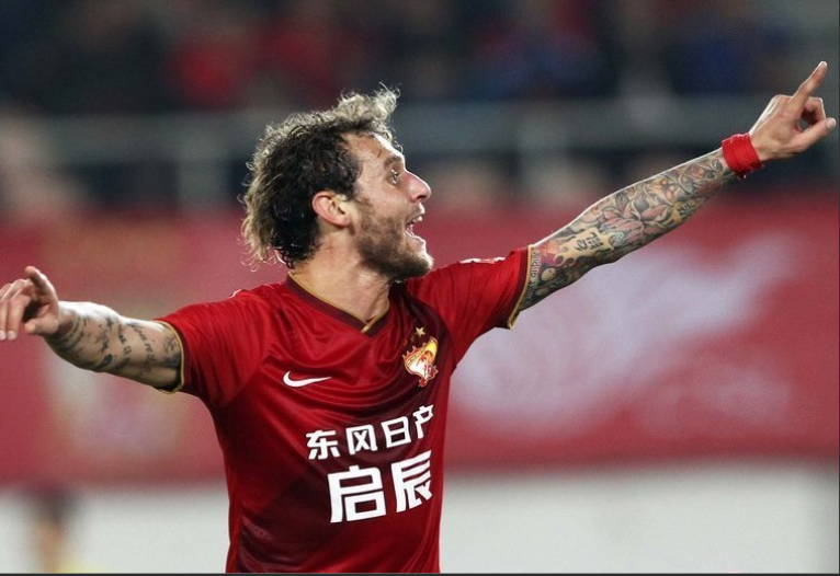 2025热门手游合集法甲赛后再迎强敌，广州队更衣室发声，主帅态度：更衣室稳定，团队化学反应显著的简单介绍