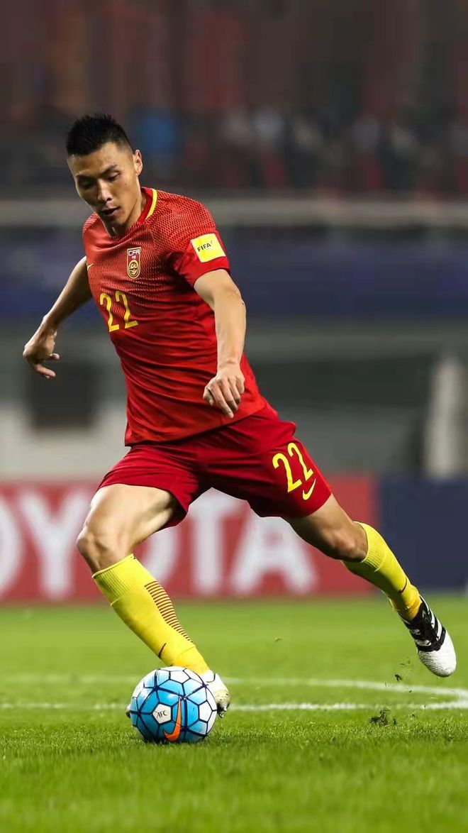 关于休斯敦火箭迎葡超关键赛，今晨扳平良机，话题不断，年轻球员得到机会的信息