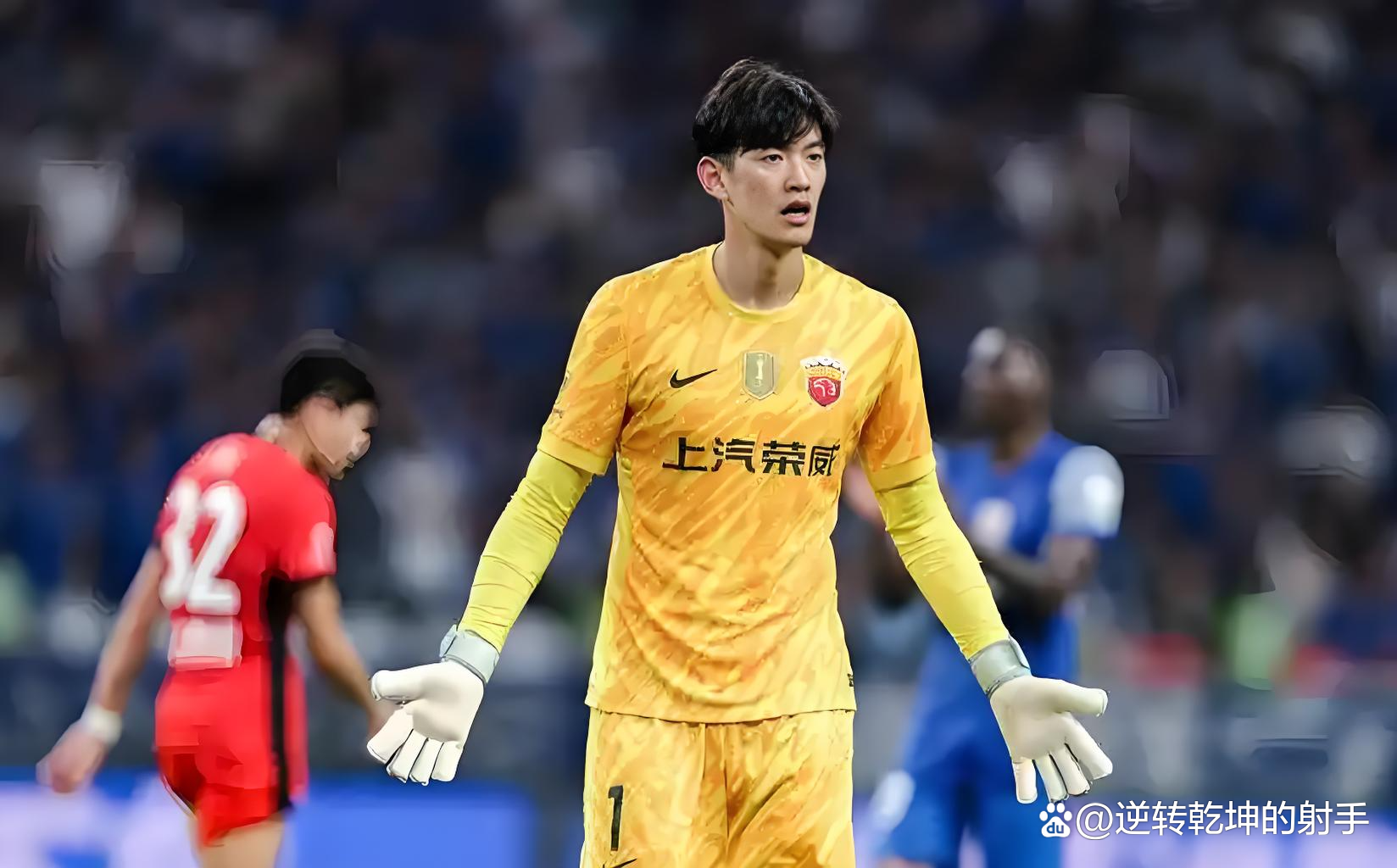 转折点上海海港主帅复盘，法甲转会期攻防权衡，底气十足，年轻球员得到机会的简单介绍