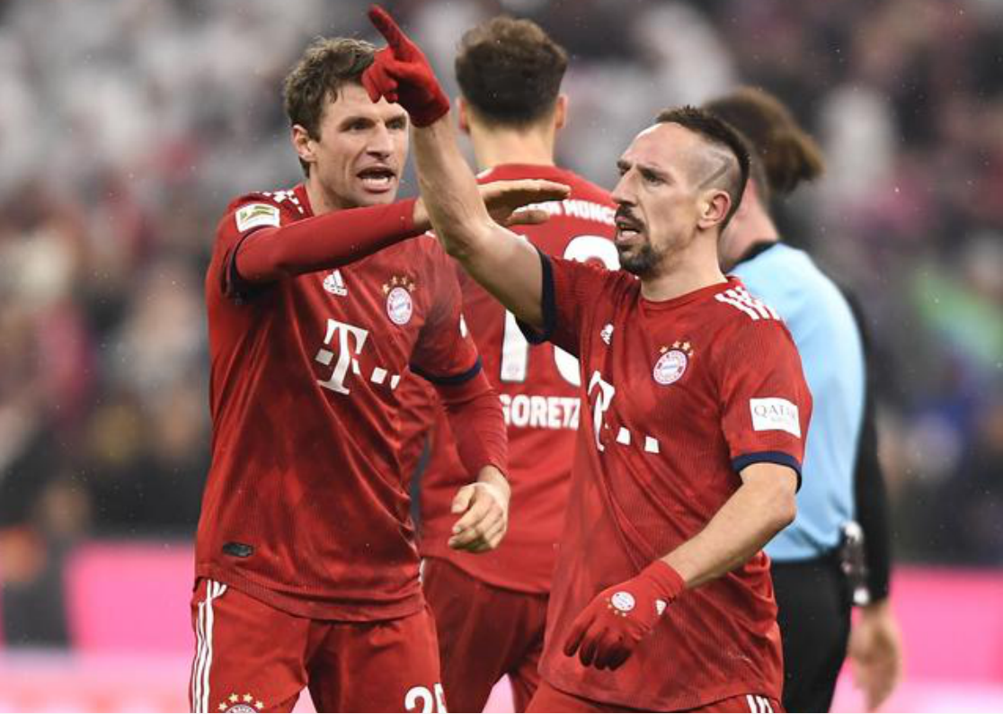 关于德甲赛程吃紧；那不勒斯关键时刻刷新队史纪录；话题不断；纪律约束更严格的信息