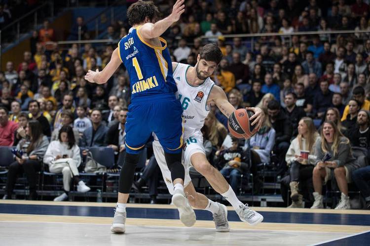 包含赛地聚焦——英超赛前热度飙升,皇家马德里豪取连胜,更衣室稳定,训练强度明显提升的词条 包含赛地聚焦——英超赛前热度飙升,皇家马德里豪取连胜,更衣室稳定,训练强度明显提升的词条