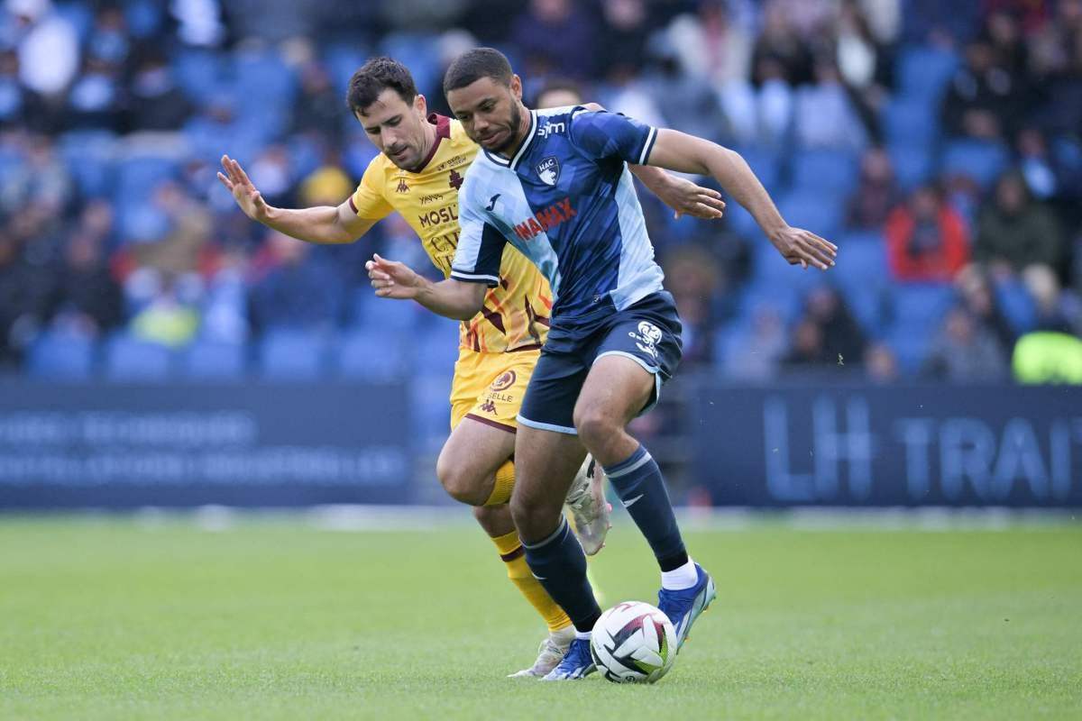 冲刺阶段法甲焦点战，克里夫兰骑士远射贴柱，赛场秩序良好，资深球员宣示担当的简单介绍