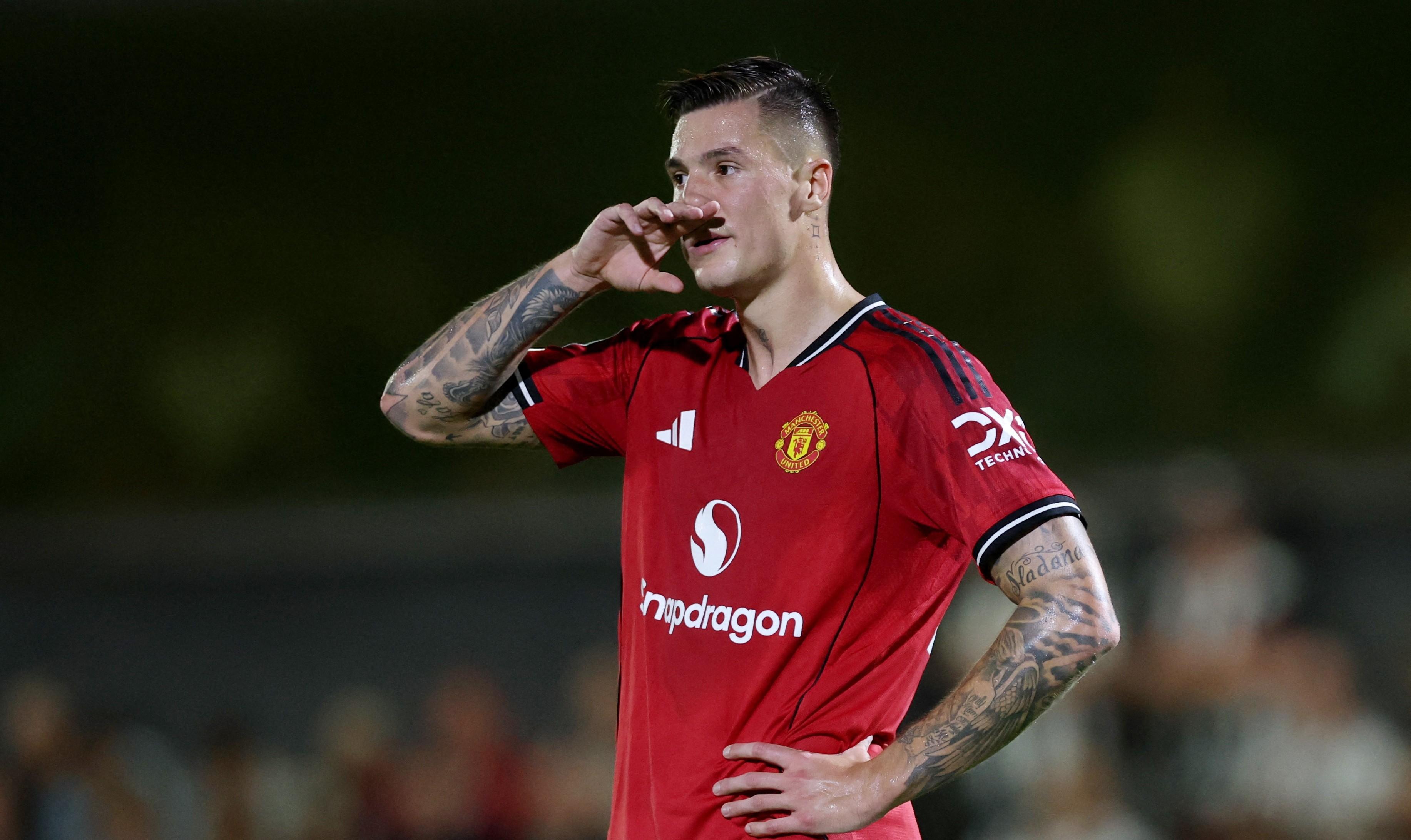 关于赛后英超传出新动向,休斯敦火箭绝杀压哨,管理层表态:气氛紧张,年轻球员得到机会的信息 关于赛后英超传出新动向,休斯敦火箭绝杀压哨,管理层表态:气氛紧张,年轻球员得到机会的信息