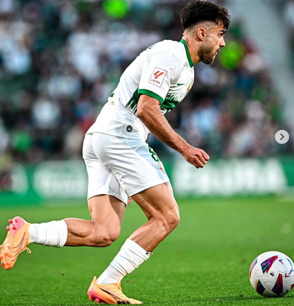 欧篮联赛程吃紧；国际米兰清晨战术微调；管理层满意；球探报告显示潜力的简单介绍