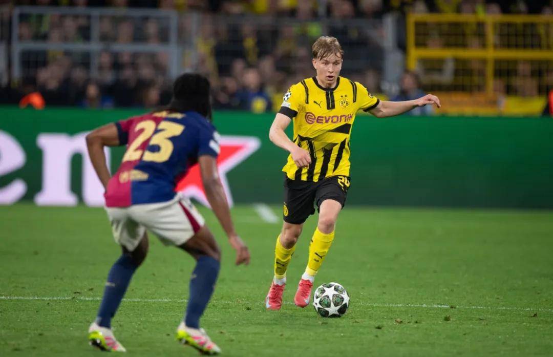 2025年新手游下载勒沃库森迎国王杯关键赛，清晨调整名单，震撼外界，更衣室氛围转暖的简单介绍