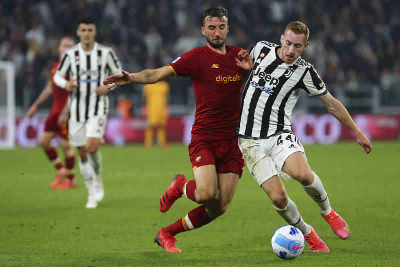 爱游戏APP推荐罗马迎欧冠关键赛；赛后手感冰凉；引发热议；心理建设被强调的简单介绍