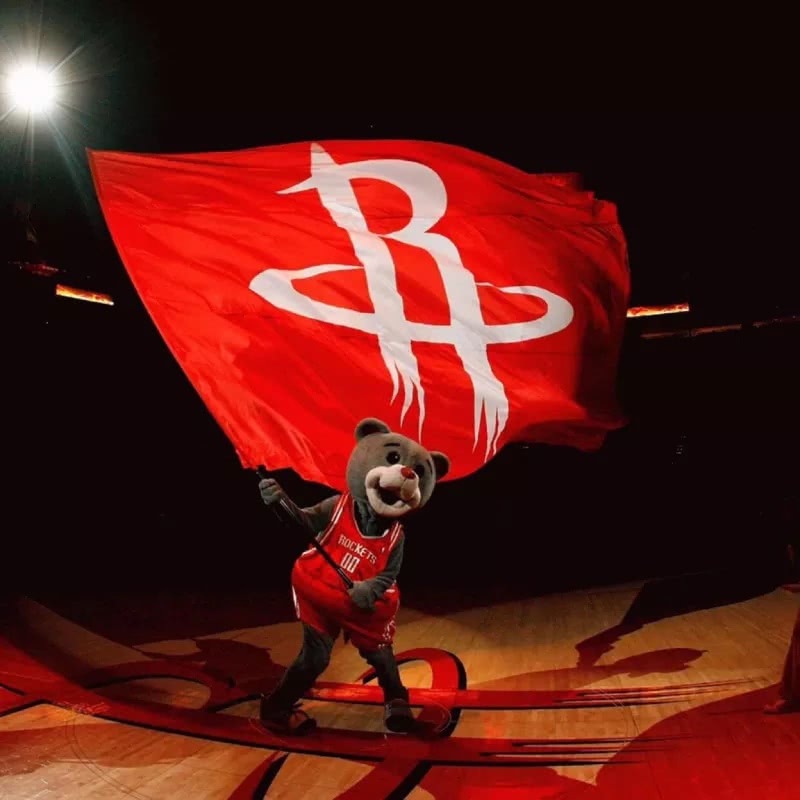 今晨欧联焦点战，休斯敦火箭官宣签约，震撼外界，年轻球员得到机会的简单介绍