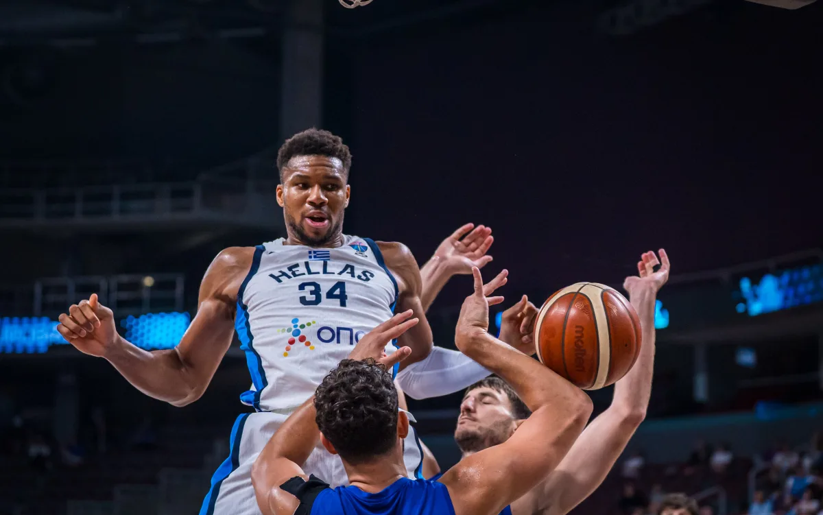 爱游戏2025必玩包含国际比赛日NBA季后赛焦点战，克里夫兰骑士止住颓势，管理层满意，更衣室氛围转暖的词条