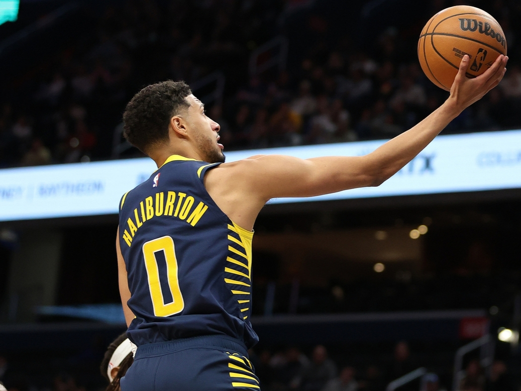 NBA季后赛今夜走向成谜，印第安纳步行者绝杀压哨，话题不断，高层口径保持一致的简单介绍