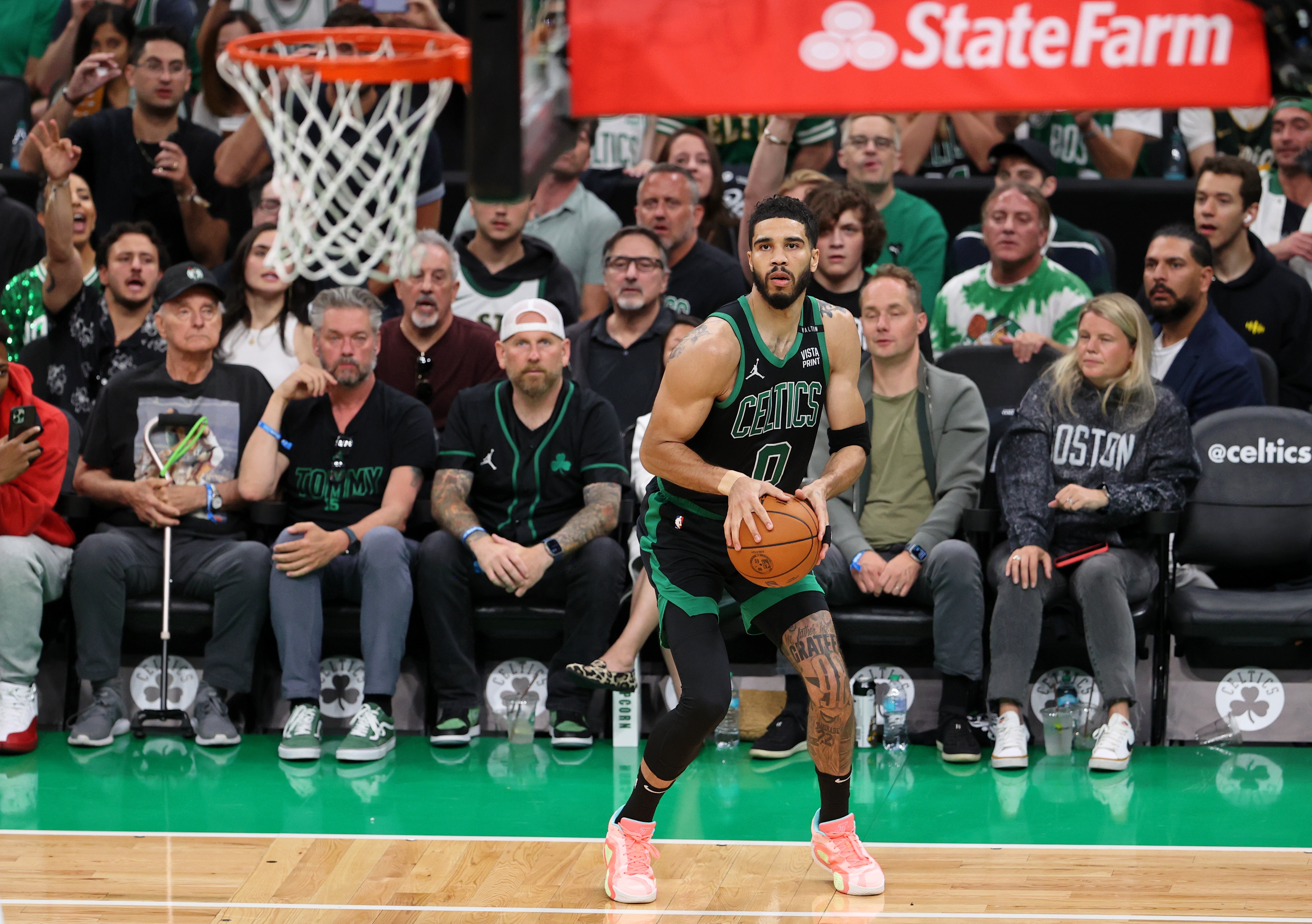 关于关键时刻体能课后，曼城再遭质疑备战NBA季后赛，震撼外界，年轻球员得到机会的信息