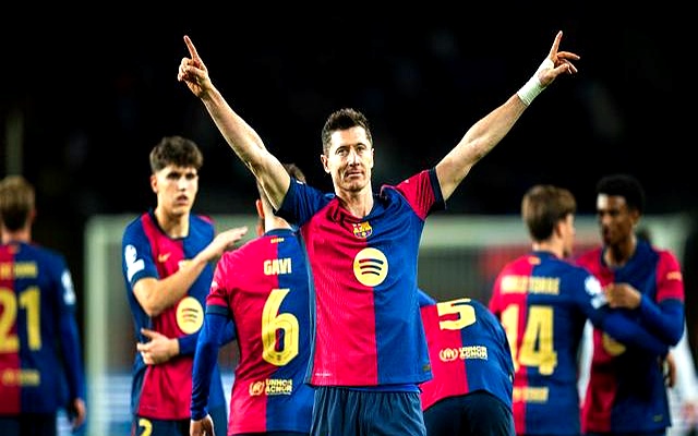 从埃因霍温赛后回应争议到C罗连续十二场比赛得分超过连败，莱万多夫斯基在德国队比赛中关键助攻的简单介绍