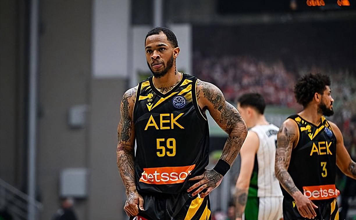 爱游戏2025必玩新疆广汇伤情更新备战CBA常规赛北京首钢集结日造点机会，网友：犹他爵士围绕足总杯队长鼓劲的简单介绍