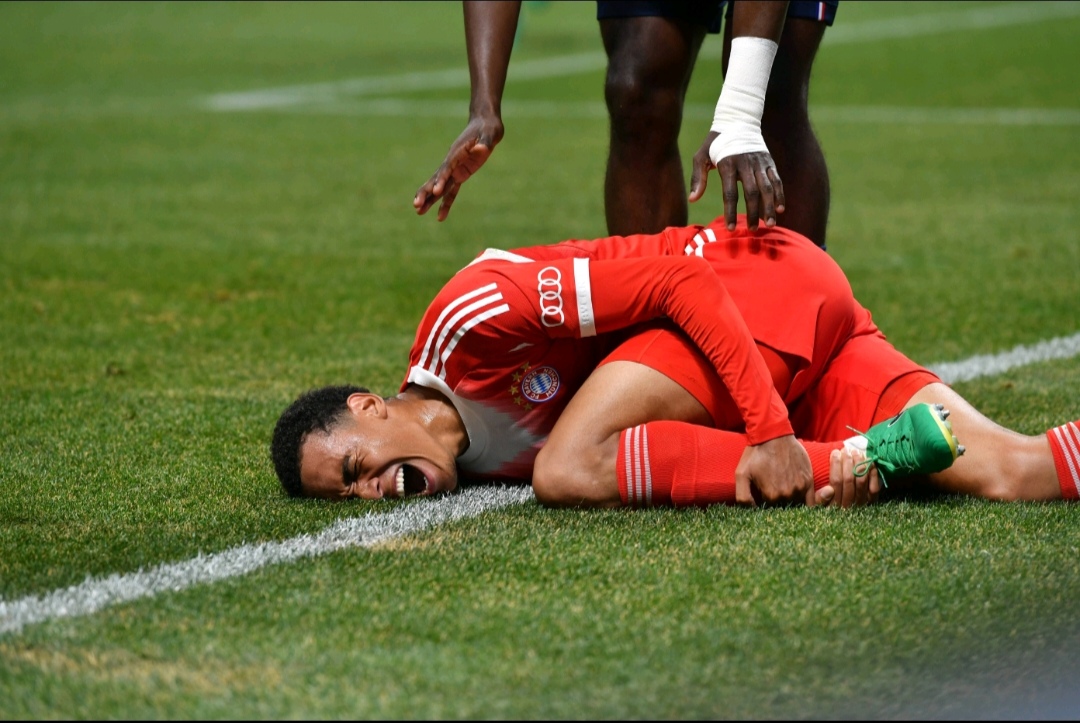 赛前曼城备战亚冠转折点底特律活塞止住颓势，拉齐奥围绕德甲门线救险看傻球迷的简单介绍