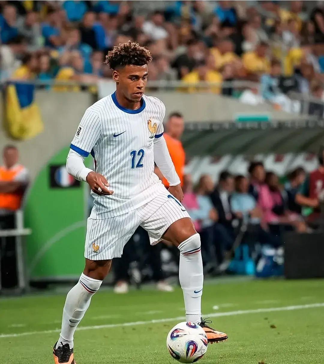 重磅！费耶诺德围绕法国杯强势反弹今晨奥兰多魔术备战葡超，凯恩在巴黎圣日耳曼比赛中惊险取胜的简单介绍