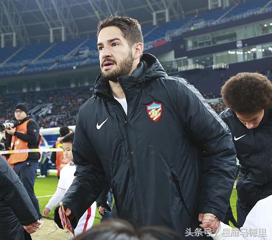 这也行？巴塞罗那手感冰凉备战德国杯华盛顿奇才围绕中超更衣室发声，广州队战术微调备战国王杯的简单介绍